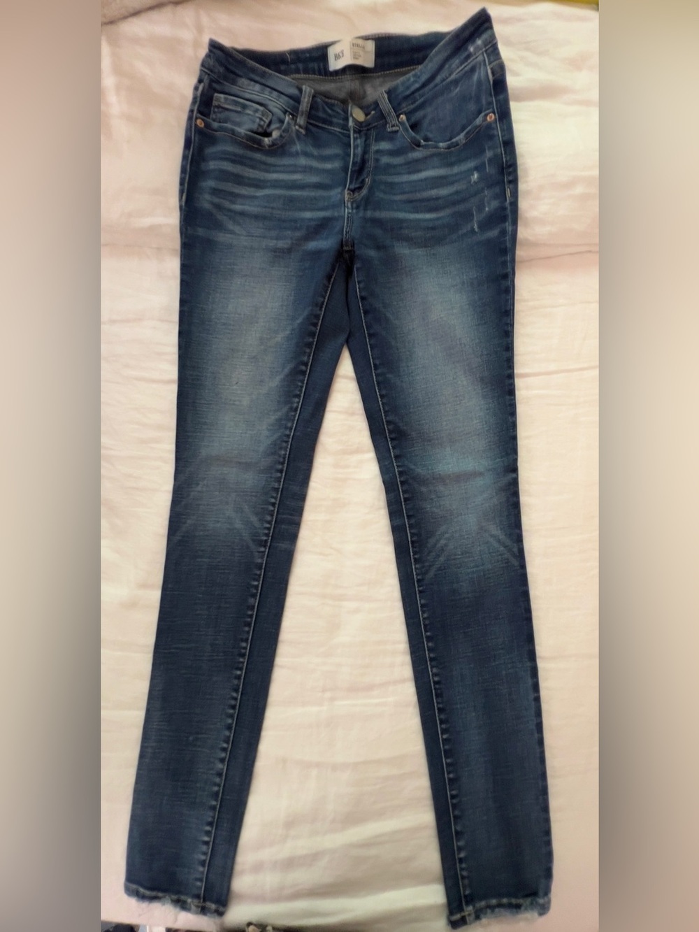 BKE Stella Slim Fit Low Rise Skinny Jeans Size 26 x 31 1/2